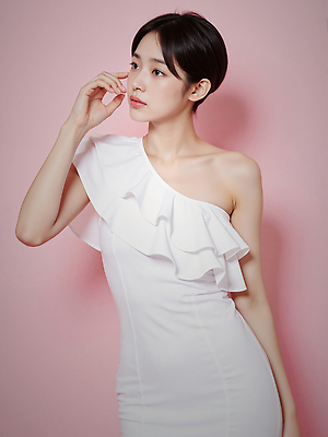 JPG 편집이미지 원피스 여자 분홍색 포즈 짧은머리 한명 성인 뷰티 손들기 뷰티풀 의료성형뷰티 성인여자한명만 세련 편집실사 AI인물포토 AI콘텐츠 1 헤어스타일 옷 컬러 모션 사람 CG 여자한명만 성인여자만 파일형식 AI포토