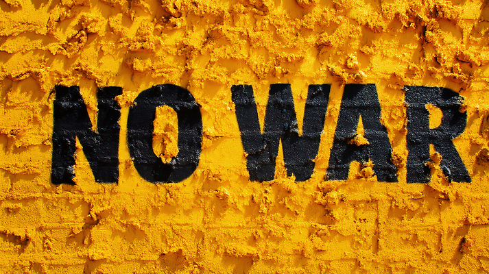 JPG 편집이미지 벽 사람없음 노란색 거친 그래피티 전쟁 반대 편집실사 AI포토 AI콘텐츠 컬러 낙서 CG 그림 파일형식