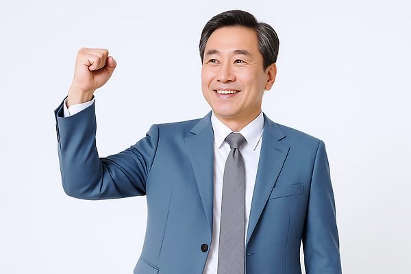 JPG 편집이미지 남자 중년 포즈 한명 미소 정장 상반신 손들기 파이팅 비즈니스맨 의료성형뷰티 중년남자한명만 편집실사 AI인물포토 AI콘텐츠 1 옷 비즈니스 모션 표정 사람 성인 직장인 CG 남자한명만 중년남자만 파일형식 AI포토