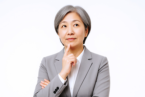 JPG 편집이미지 여자 중년 포즈 한명 미소 정장 상반신 비즈니스우먼 고민 의료성형뷰티 중년여자한명만 편집실사 AI인물포토 AI콘텐츠 1 옷 감정 비즈니스 표정 사람 성인 직장인 CG 여자한명만 중년여자만 파일형식 AI포토