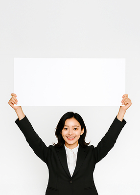 JPG 편집이미지 여자 종이 한명 미소 들기 정장 상반신 성인 팻말 비즈니스우먼 의료성형뷰티 성인여자한명만 카피스페이스 편집실사 AI인물포토 AI콘텐츠 1 옷 비즈니스 모션 프레임 표정 사람 공백 직장인 CG 여자한명만 성인여자만 파일형식 AI포토