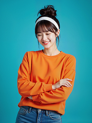 JPG 모델 편집이미지 여자 한명 미소 상반신 성인 파란색 팔짱 눈감음 주황색 머리띠 올림머리 의료성형뷰티 성인여자한명만 편집실사 AI인물포토 AI콘텐츠 1 헤어스타일 컬러 장신구 모션 표정 사람 CG 여자한명만 성인여자만 파일형식 AI포토