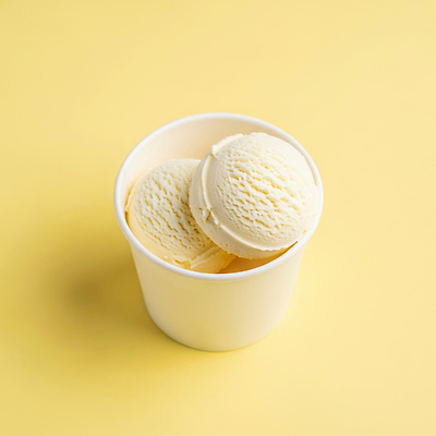 JPG 편집이미지 사람없음 컵 노란색 달콤 맛 차가움 바닐라아이스크림 젤라또 편집실사 AI포토 AI콘텐츠 식기 컬러 컨셉 아이스크림 디저트 CG 파일형식