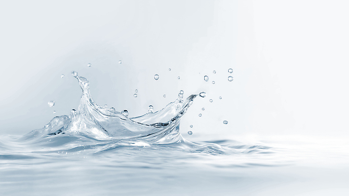 JPG 편집이미지 사람없음 깨끗함 물방울 액체 수면 순간 스플래쉬 편집실사 AI포토 AI콘텐츠 컨셉 물 CG 파일형식