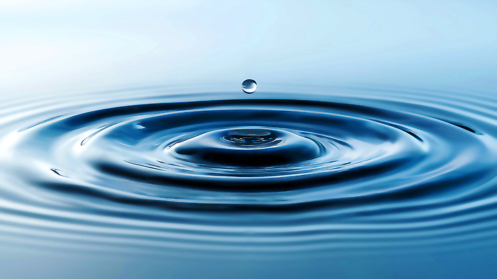 JPG 편집이미지 물결 사람없음 물방울 수면 튀는물 순간 편집실사 AI포토 AI콘텐츠 물 CG 액체표현 스플래쉬 파일형식