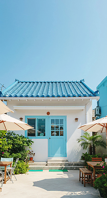 JPG 식물 편집이미지 디자인 여행 의자 자연 탁자 주택 건물 카페 편안함 야외테라스 휴식처 편집실사 AI포토 AI콘텐츠 건축물 가구 휴식 상점 발코니 감각 CG 생태계 파일형식