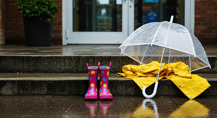 JPG 편집이미지 패션 무늬 우산 날씨 장화 생활 노란색 계단 습기 물방울 투명 빗자루 오브젝트 우비 장마 편집실사 AI포토 AI콘텐츠 옷 컬러 신발 비_날씨 청소도구 CG 파일형식