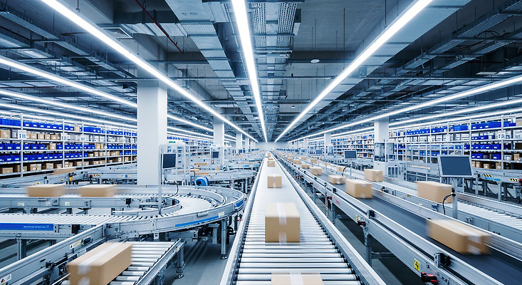 JPG 편집이미지 조명 상자 작업 배송 창고 직원 오브젝트 정리 시스템 물류 자동화 처리 효율 편집실사 AI포토 AI콘텐츠 컨셉 CG 파일형식