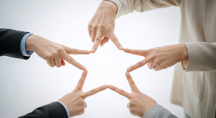 JPG 모양 편집이미지 손 별 비즈니스 손가락 회의 협력 아이디어 창조 그룹 연결 소통 실행 창의성 의료성형뷰티 편집실사 AI인물포토 AI콘텐츠 자연요소 컨셉 신체부위 CG 파일형식 AI포토