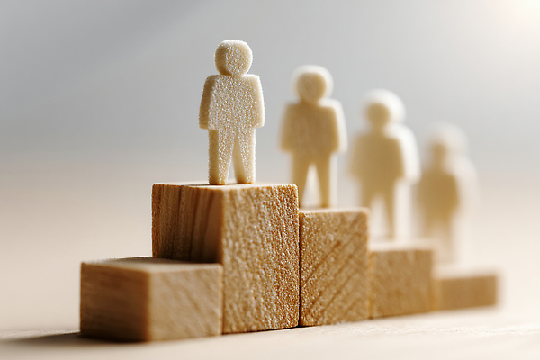 JPG 나무 편집이미지 상징 성공 협력 사람 모형 경쟁 블록 성장 관찰 발전 변화 선택 목표 보여주기 편집실사 AI포토 AI콘텐츠 식물 컨셉 모션 CG 파일형식