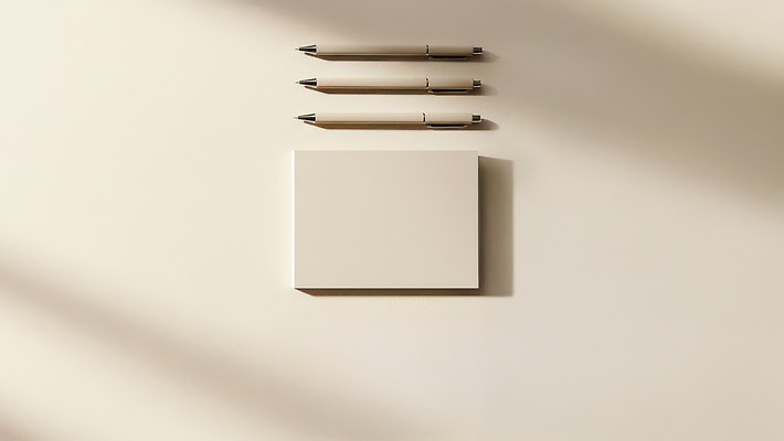 JPG 편집이미지 디자인 조명 아이디어 학습 인테리어 펜 깨끗함 공책 도구 기록 사무 집중 정리 창의력 편집실사 AI포토 AI콘텐츠 교육 컨셉 문구용품 필기구 업무 CG 파일형식