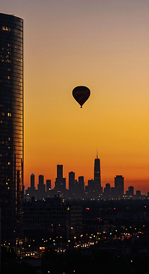 JPG 편집이미지 여행 하늘 풍경 건물 빛 고요 일몰 열기구 도시 시간 스카이라인 풍경화 편집실사 AI포토 AI콘텐츠 건축물 항공교통 노을 CG 그림 파일형식