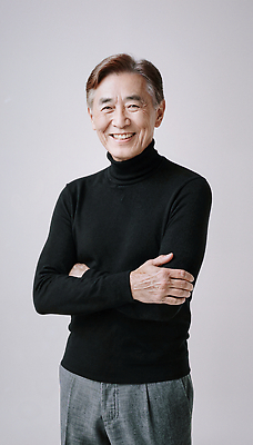 JPG 편집이미지 포즈 백그라운드 미소 웃음 사람 촬영 모던 의료성형뷰티 스타일 편집실사 AI포토 AI인물포토 AI콘텐츠 표정 CG 파일형식