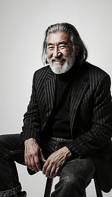 JPG 편집이미지 백그라운드 수염 표정 웃음 회색 분위기 전문직 의료성형뷰티 스타일 세련 편집실사 AI포토 AI인물포토 AI콘텐츠 직업 컬러 컨셉 CG 파일형식