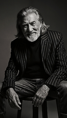 JPG 편집이미지 패션 포즈 백그라운드 흑백 표정 미소 정장 카메라 사진촬영 줄무늬 남성복 자태 의료성형뷰티 스타일 편집실사 AI포토 AI인물포토 AI콘텐츠 옷 무늬 촬영기법 전자제품 촬영 CG 파일형식