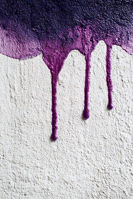 JPG 편집이미지 디자인 예술 벽 컬러 미술 그래픽 보라색 물감 흐름 흰색 표현 질감 창의성 편집실사 AI포토 AI콘텐츠 컨셉 문화예술 미술도구 CG 파일형식