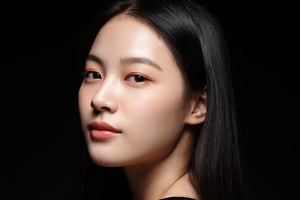 JPG 모델 편집이미지 긴머리 여자 패션 감정 얼굴 포즈 검은배경 옆모습 뷰티 촬영 의료성형뷰티 스타일 편집실사 AI포토 AI인물포토 AI콘텐츠 헤어스타일 뷰포인트 백그라운드 사람 신체부위 검은색 CG 파일형식