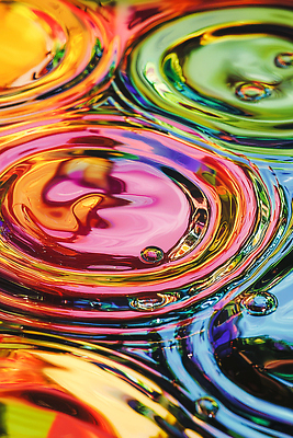 JPG 모양 편집이미지 물결 예술 컬러 자연 추상 물 빛 반사 놀람 원형 깊이 뷰티풀 편집실사 AI포토 AI콘텐츠 자연요소 도형 감정 무늬 표정 CG 생태계 파일형식