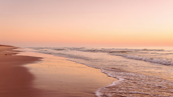 JPG 편집이미지 바다 컬러 자연 하늘 풍경 해변 물 햇빛 평화 일몰 저녁 조용 잔물결 편집실사 AI포토 AI콘텐츠 자연요소 물결 컨셉 태양 노을 야간 CG 생태계 파일형식