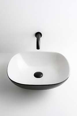 JPG 편집이미지 디자인 주택 인테리어 검은색 청결 공간 욕실 흰색 세면대 모던 조화 세련 편집실사 AI포토 AI콘텐츠 컬러 건물 위생 CG 파일형식