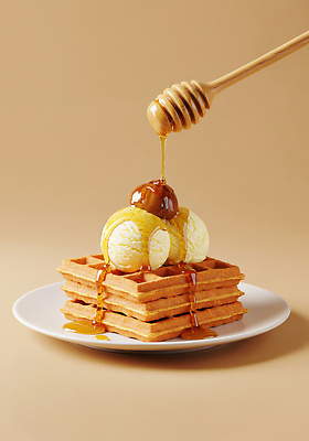 JPG 편집이미지 음식 백그라운드 아이스크림 디저트 촉촉함 달콤 시럽 조화 와플 먹거리 편집실사 AI포토 AI콘텐츠 젖음 맛 CG 파일형식