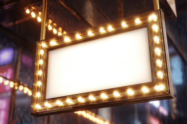 JPG 편집이미지 예술 조명 거리 알림판 풍경 여러명 건물 공간 도시 밤 알림 캔버스 이미지편집 AI포토 AI콘텐츠 건축물 다수 사람 견과류 파일형식