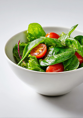 JPG 편집이미지 그릇 다이어트 채소 재료 방울토마토 자연 건강 요리 식사 샐러드 신선 맛 식욕 편집실사 AI포토 AI콘텐츠 영양군 식기 음식 컨셉 토마토 경상북도 CG 생태계 파일형식