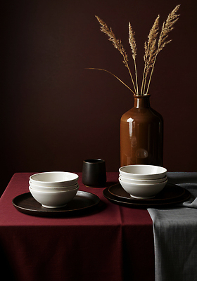 JPG 편집이미지 그릇 꽃 탁자 장식 컵 갈색 꽃병 공간 흰색 분위기 우아함 편안함 준비 편집실사 AI포토 AI콘텐츠 식물 식기 컬러 가구 컨셉 감각 CG 파일형식