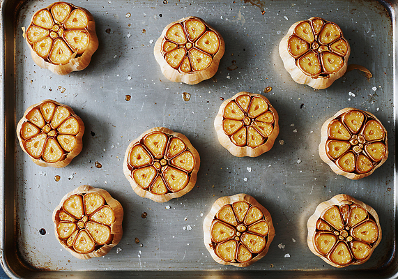 JPG 편집이미지 음식 재료 건강 마늘 요리 제빵 향 레시피 구운마늘 식사준비 조리과정 편집실사 AI포토 AI콘텐츠 채소 제과제빵 CG 준비 과정 파일형식