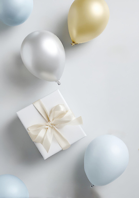 JPG 편집이미지 기념일 리본 컬러 탁자 선물 장식 상자 파티 금색 축하 생일 분위기 은색 풍선 편집실사 AI포토 AI콘텐츠 가구 컨셉 이벤트 CG 파일형식