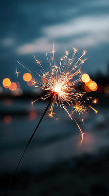 JPG 편집이미지 파도 여행 야경 불꽃 불꽃놀이 여러명 해변 여름 빛 반짝임 축제 저녁 즐거움 스파클라 편집실사 AI포토 AI콘텐츠 계절 감정 바다 다수 모션 놀이 불 폭죽 사람 야간 CG 파일형식 풍경_경치