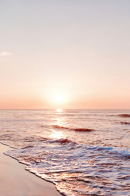 JPG 편집이미지 파도 바다 여행 자연 하늘 풍경 해변 물 고요 일몰 저녁 조화 뷰티풀 수평선 편집실사 AI포토 AI콘텐츠 자연요소 노을 야간 CG 생태계 파일형식