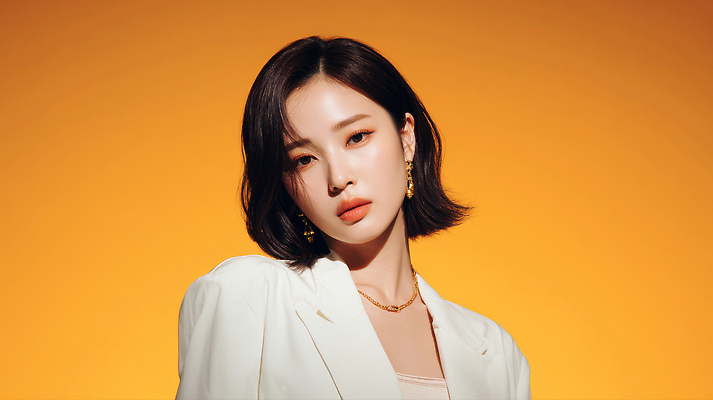 JPG 모델 편집이미지 헤어스타일 옷 패션 포즈 백그라운드 표정 화장 카메라 촬영 금색 자신감 의료성형뷰티 스타일 편집실사 AI인물포토 AI콘텐츠 감정 컬러 전자제품 뷰티 CG 파일형식 AI포토