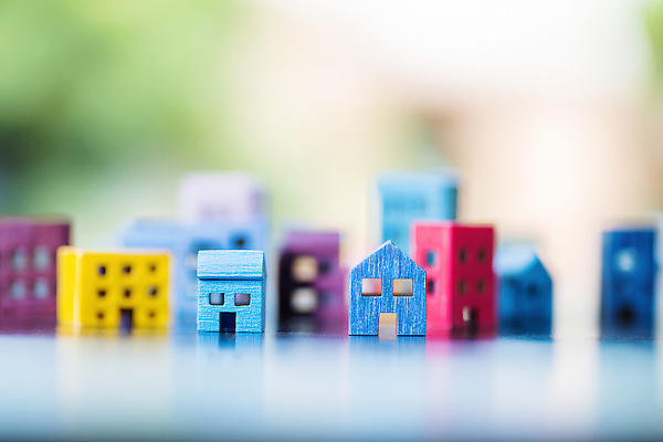 JPG 나무 편집이미지 컬러 놀이 주택 장식 장난감 귀여움 배열 오브젝트 위치 조화 대칭 창의성 아기자기 편집실사 AI포토 AI콘텐츠 식물 컨셉 건물 CG 파일형식