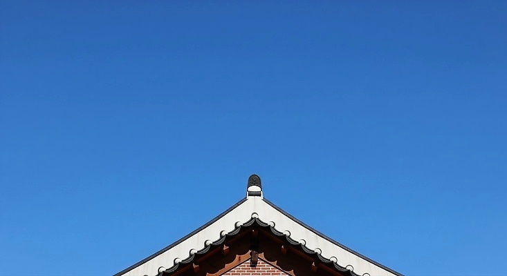 JPG 편집이미지 디자인 여행 고건축 하늘 지붕 한국 건물 문화재 구조물 뷰티풀 편집실사 AI포토 AI콘텐츠 건축물 건축 아시아 CG 파일형식