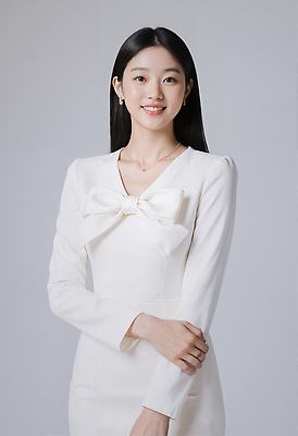 JPG 모델 편집이미지 드레스 옷 패션 포즈 백그라운드 장신구 표정 미소 뷰티 촬영 흰색 분위기 우아함 의료성형뷰티 스타일 편집실사 AI인물포토 AI콘텐츠 컬러 컨셉 CG 파일형식 AI포토