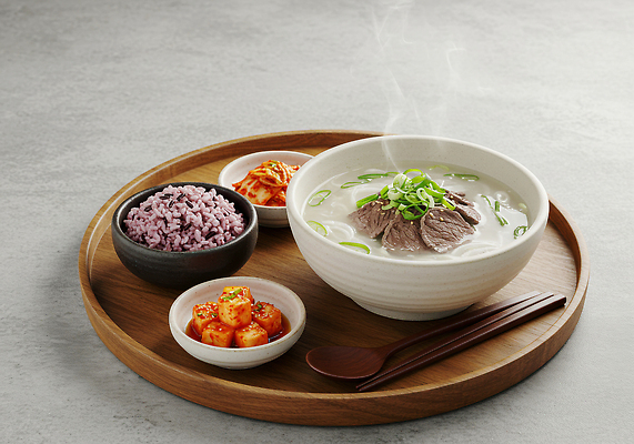 JPG 편집이미지 한식 밥 김치 따뜻함 저녁식사 전통음식 소고기 아침식사 건강식 설렁탕 점심식사 나무접시 편집실사 AI포토 AI콘텐츠 전통 접시 음식 육류 식사 CG 탕 파일형식