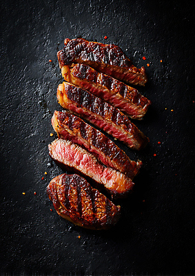 JPG 편집이미지 음식 분홍색 육류 스테이크 요리 맛 그릴 구이 향신료 철판 부드러움 레시피 편집실사 AI포토 AI콘텐츠 영양군 컬러 컨셉 식재료 주방용품 서양음식 감각 경상북도 CG 향미료 파일형식