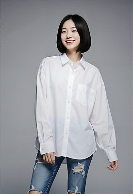 JPG 모델 편집이미지 패션 포즈 셔츠 스튜디오 표정 웃음 캐주얼 여름 청춘 유행 촬영 흰색 자신감 의료성형뷰티 스타일 편집실사 AI인물포토 AI콘텐츠 옷 계절 감정 컬러 컨셉 상의 CG 파일형식 AI포토