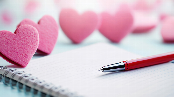 JPG 편집이미지 행복 감정 컬러 생각 문구용품 사랑 장식 펜 공책 하트 표현 기록 편지 아기자기 편집실사 AI포토 AI콘텐츠 모양 컨셉 필기구 CG 오브젝트 파일형식