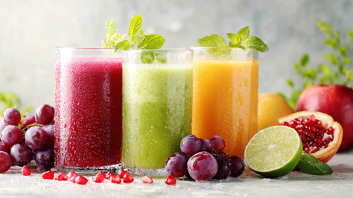 JPG 편집이미지 음료 과일 자연 식탁 포도 잔 건강 그래픽 여름 주스 신선 사과 라임 석류 패션후르츠 편집실사 AI포토 AI콘텐츠 식기 계절 탁자 CG 열대과일 생태계 파일형식