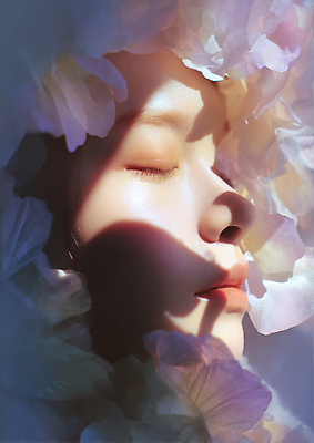 JPG 편집이미지 여자 꽃잎 꽃 감정 얼굴 자연 그림자 사람 빛 햇빛 평화 회색 신비 뷰티풀 의료성형뷰티 차분 이미지편집 AI인물포토 AI콘텐츠 식물 컬러 컨셉 신체부위 태양 생태계 파일형식 AI포토