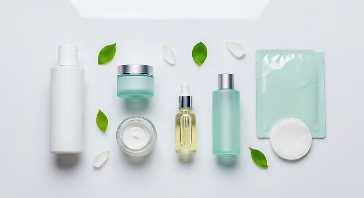 JPG 편집이미지 자연 건강 뷰티 청결 화장품 투명 세수 상품 피부관리 여성용 스킨케어 보습 편집실사 AI포토 AI콘텐츠 위생 CG 생태계 파일형식