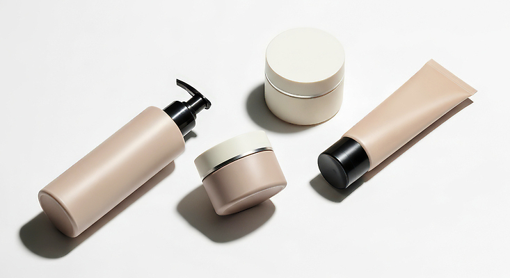 JPG 편집이미지 디자인 포장 뷰티 화장품 다양 상품 배열 크림 피부관리 친환경 질감 로션 스킨케어 세련 편집실사 AI포토 AI콘텐츠 다수 환경 CG 파일형식