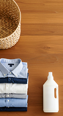 JPG 편집이미지 생활용품 셔츠 가사 일상 빨래 정리 나무탁자 세탁소 편집실사 AI포토 AI콘텐츠 상의 탁자 라이프 CG 오브젝트 파일형식