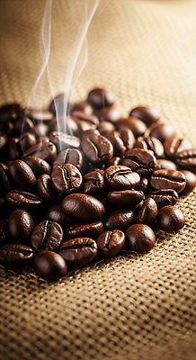 JPG 편집이미지 커피 음료 아침 검은색 원두 신선 수증기 질감 향기 부드러움 카페인 편집실사 AI포토 AI콘텐츠 주간 컬러 감각 CG 냄새 파일형식