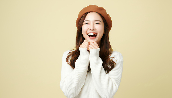 JPG 편집이미지 여자 패션 행복 감정 포즈 겨울 따뜻함 표정 사랑 미소 웃음 편안함 스웨터 의료성형뷰티 스타일 편집실사 AI인물포토 AI콘텐츠 계절 상의 사람 감각 CG 파일형식 AI포토