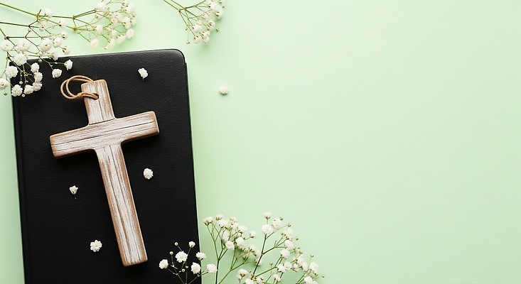 JPG 편집이미지 꽃 기독교 십자가 자연 수채화 장식 공책 분위기 오브젝트 예배 심플 초록배경 차분 편집실사 AI포토 AI콘텐츠 식물 종교 백그라운드 컨셉 문구용품 초록색 CG 생태계 파일형식