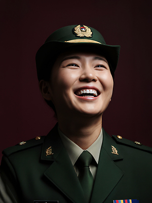 JPG 편집이미지 직업 미소 사진촬영 힘 군인 매력적 군복 국군의날 긍정적 의료성형뷰티 편집실사 AI인물포토 AI콘텐츠 감정 컨셉 유니폼 표정 촬영 CG 국군 파일형식 법정기념일 AI포토
