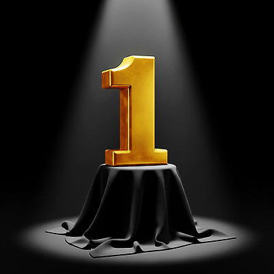 JPG 편집이미지 상징 성공 조명 금색 무대 축하 우승 트로피 순위 시상식 편집실사 AI컴퓨터그래픽 AI콘텐츠 컬러 컨셉 최고 상_우승 CG 파일형식